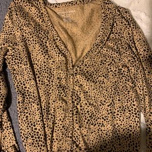 American Eagle cheetah print long sleeve